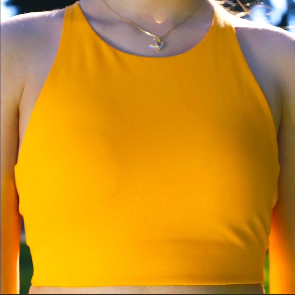 🌼 NWT: MARIGOLD Topanga Bra Girlfriend Collective